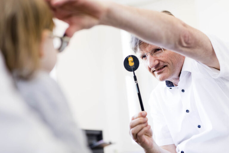 Operierende Augenarztpraxis Dr. Toonen, Ambulante Chirurgie